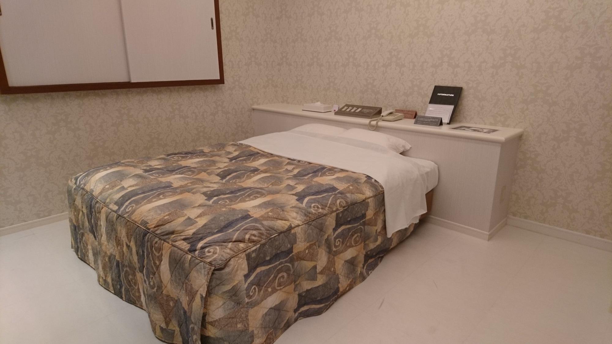 Hotel Eris Hakata (Adults Only) Фукуока Екстер'єр фото