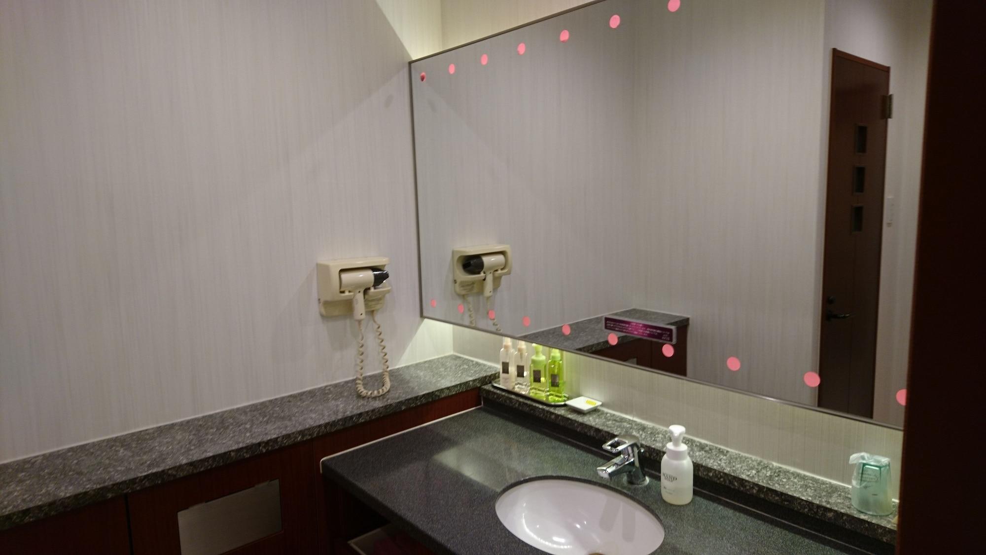 Hotel Eris Hakata (Adults Only) Фукуока Екстер'єр фото