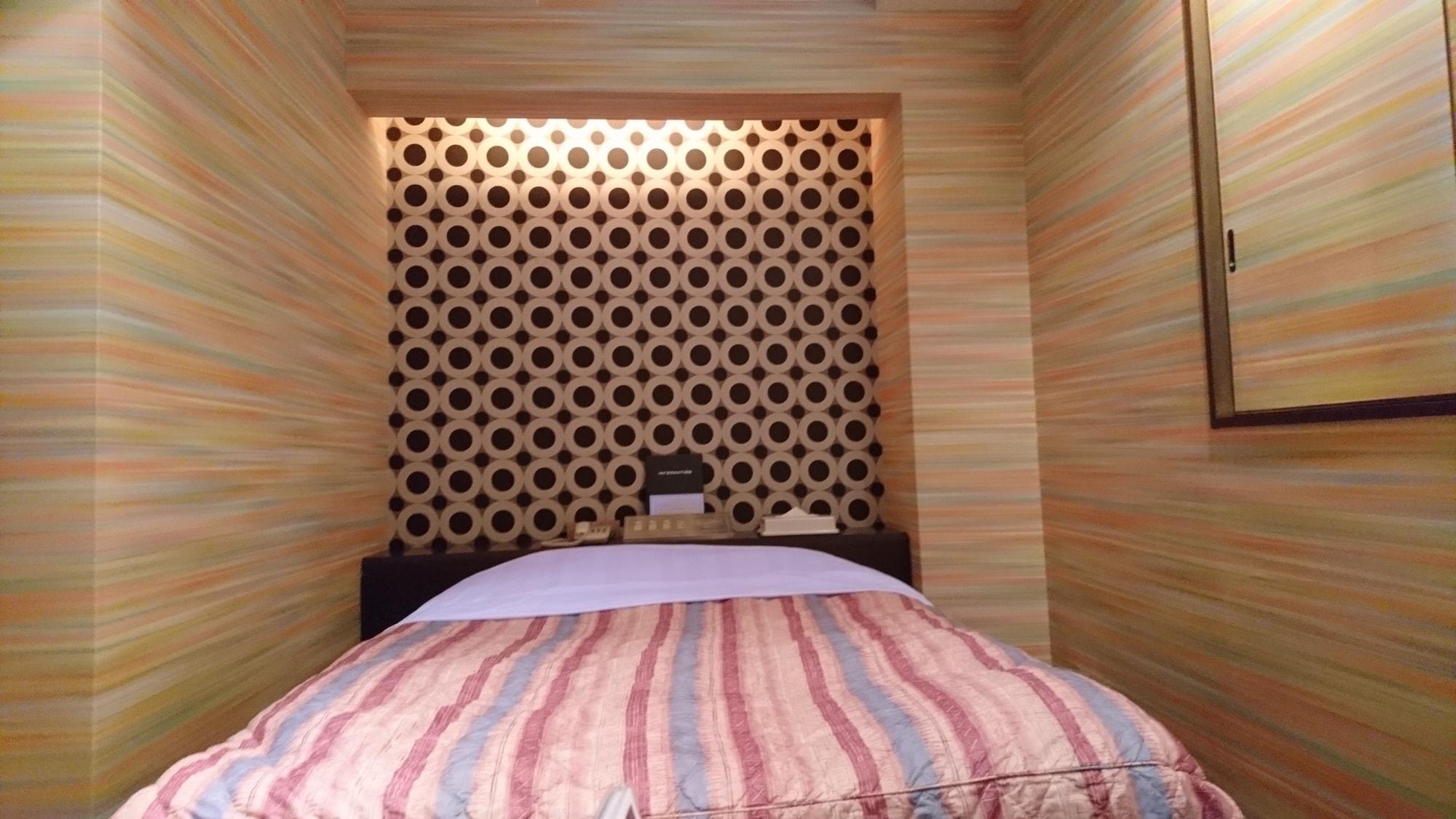 Hotel Eris Hakata (Adults Only) Фукуока Екстер'єр фото
