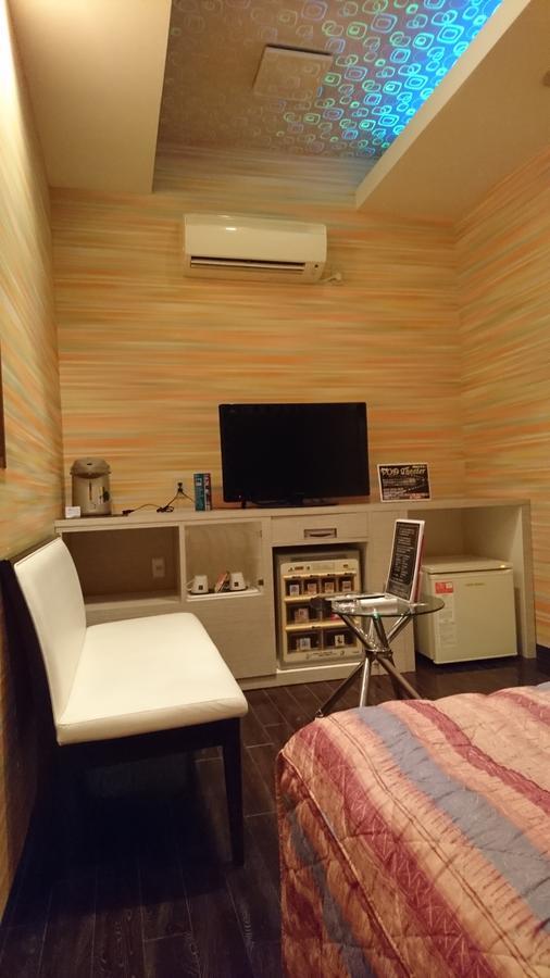 Hotel Eris Hakata (Adults Only) Фукуока Екстер'єр фото