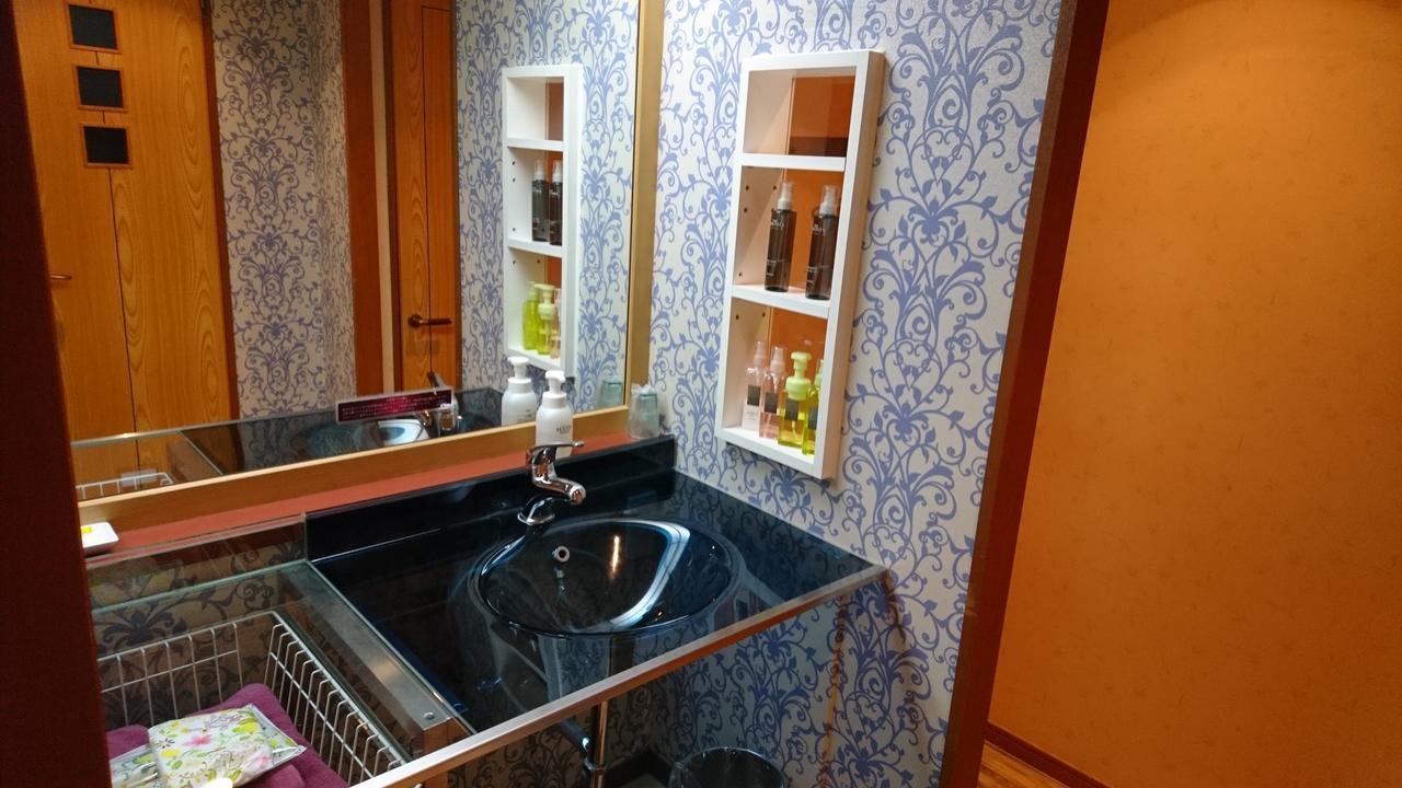 Hotel Eris Hakata (Adults Only) Фукуока Екстер'єр фото