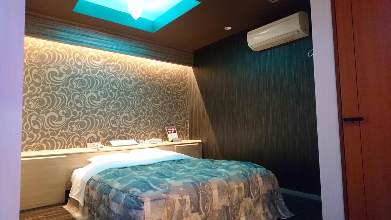 Hotel Eris Hakata (Adults Only) Фукуока Екстер'єр фото