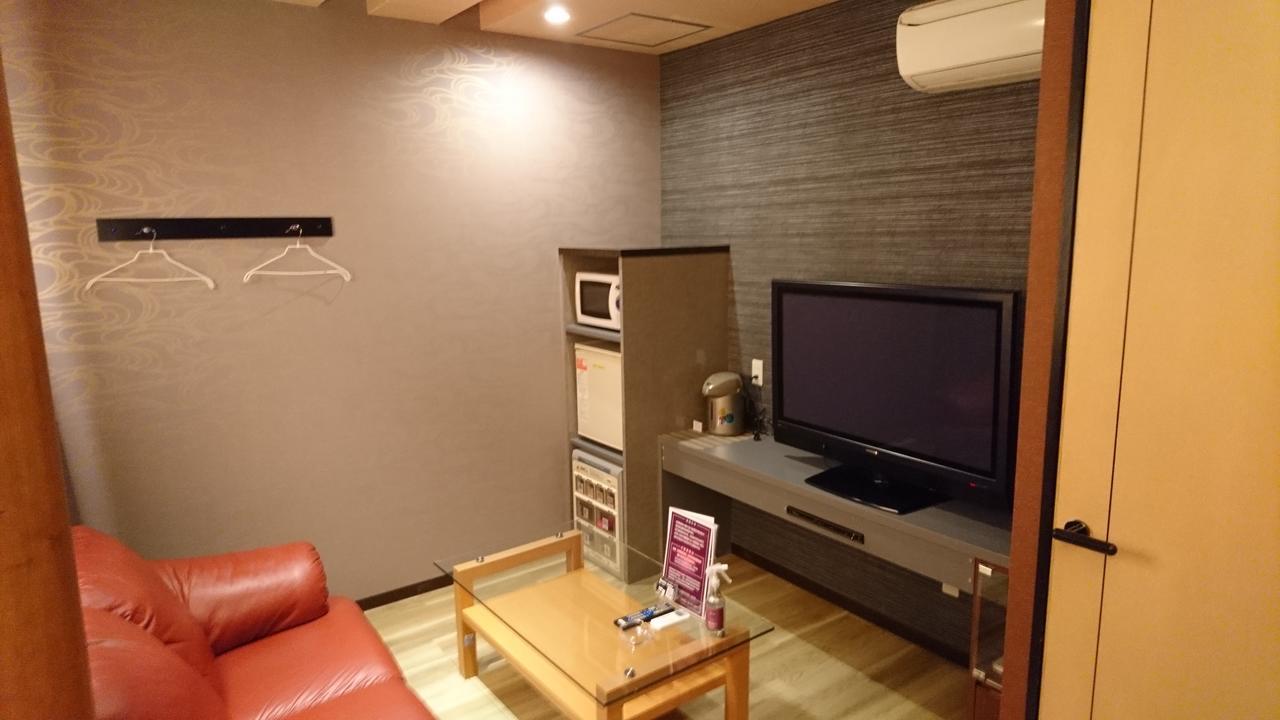 Hotel Eris Hakata (Adults Only) Фукуока Екстер'єр фото